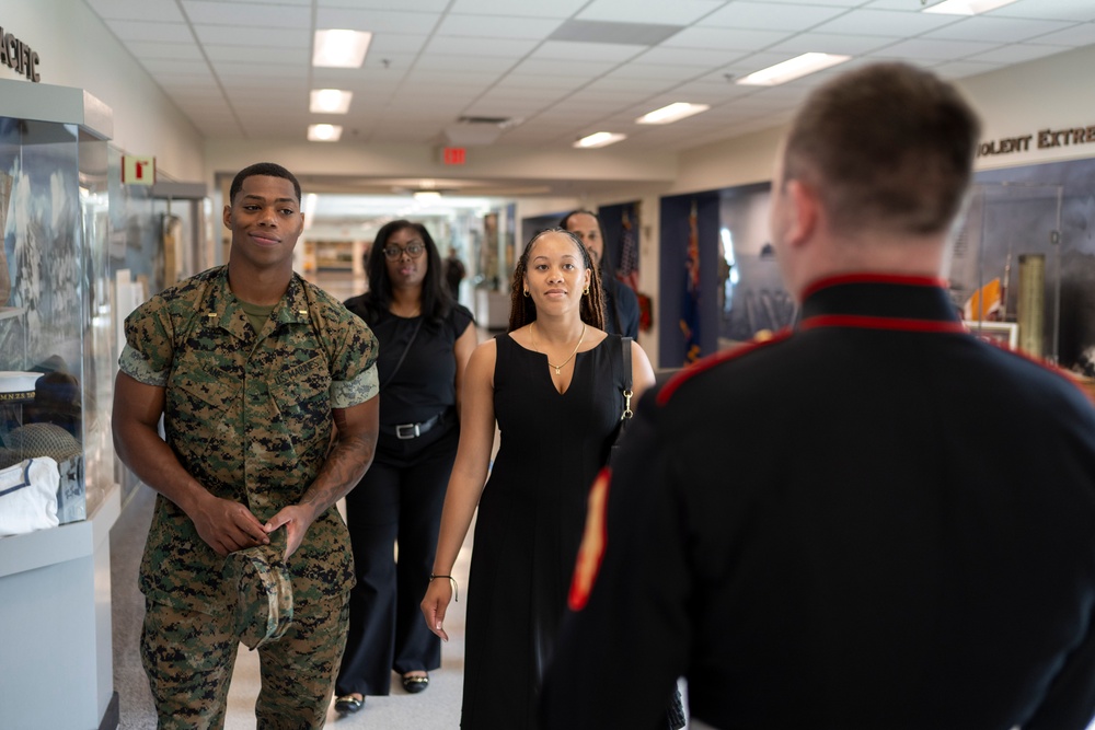 SD Hosts NFL Player and USNA Graduate 2nd Lt. Rayuan Lane III at the Pentagon