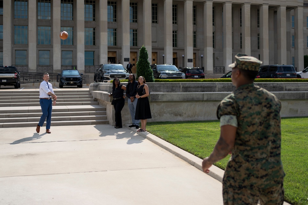 SD Hosts NFL Player and USNA Graduate 2nd Lt. Rayuan Lane III at the Pentagon