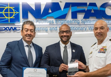 NAVFAC EXWC Engineer Receives Navy's Prestigious Dr. Delores M. Etter Award