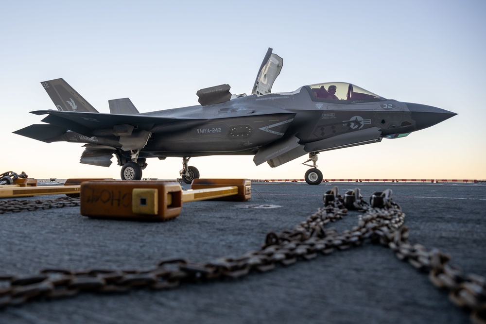 USS America (LHA 6) Conducts Flight Operations