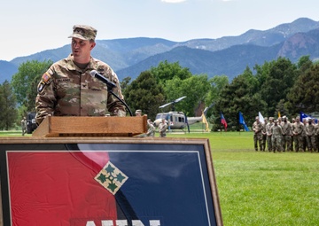 4th Combat Aviation Brigade Welcomes New Commander During Change of Command Ceremony