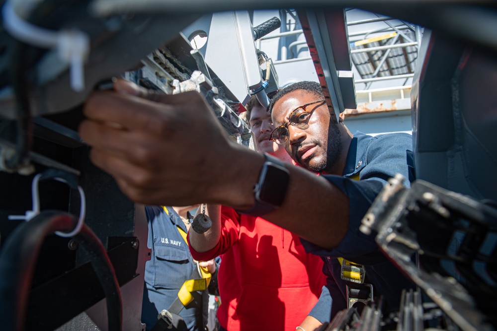 USS America (LHA 6) Conducts Weapons Maintenance