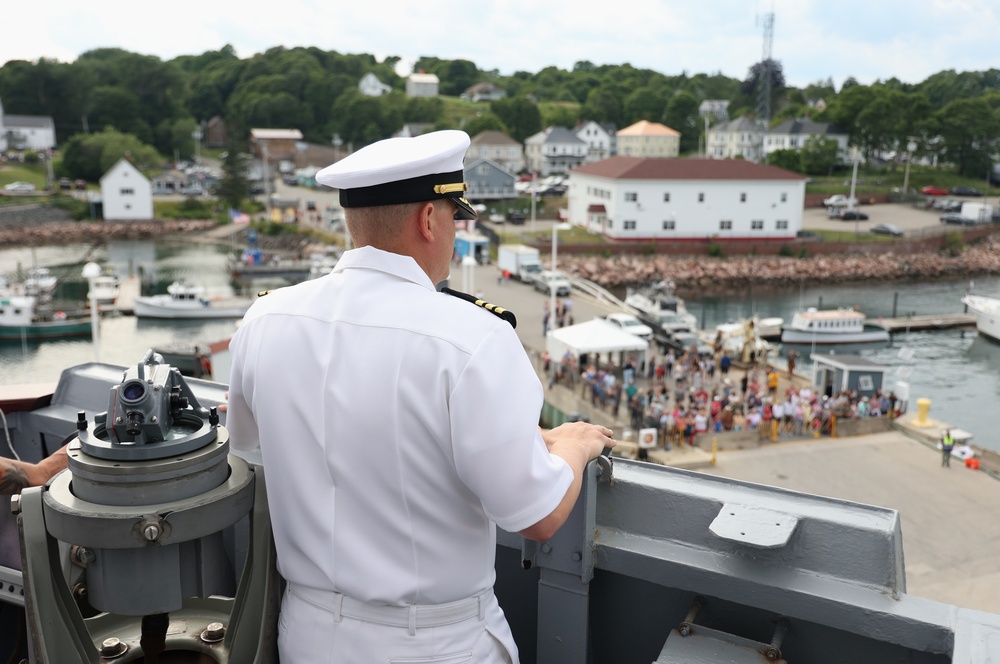 USS Farragut Arrives in Eastport Maine