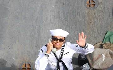 Sailors from USS Farragut Man the Rails