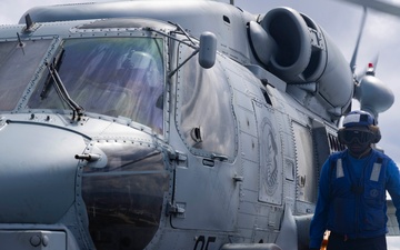 Shoup conducts flight quarters