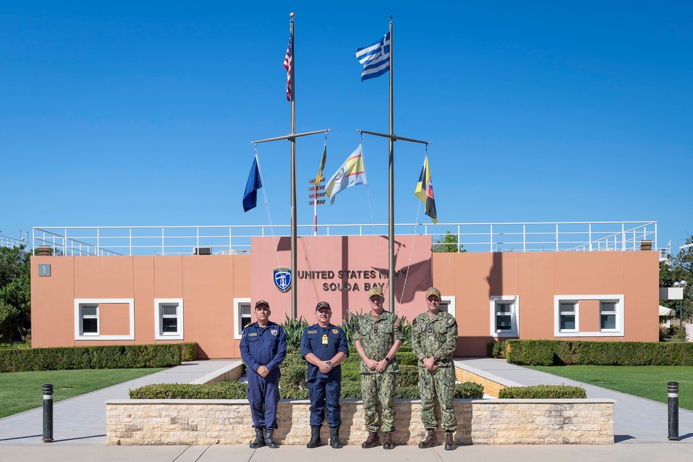 HNDGS Deputy Chief and U.S. 6th Fleet Deputy Commander visit NSA Souda Bay