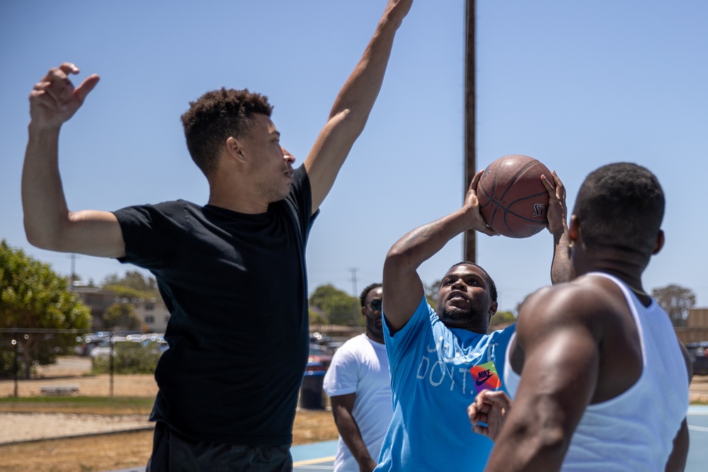NMCB 4 Hosts Predeployment BBQ