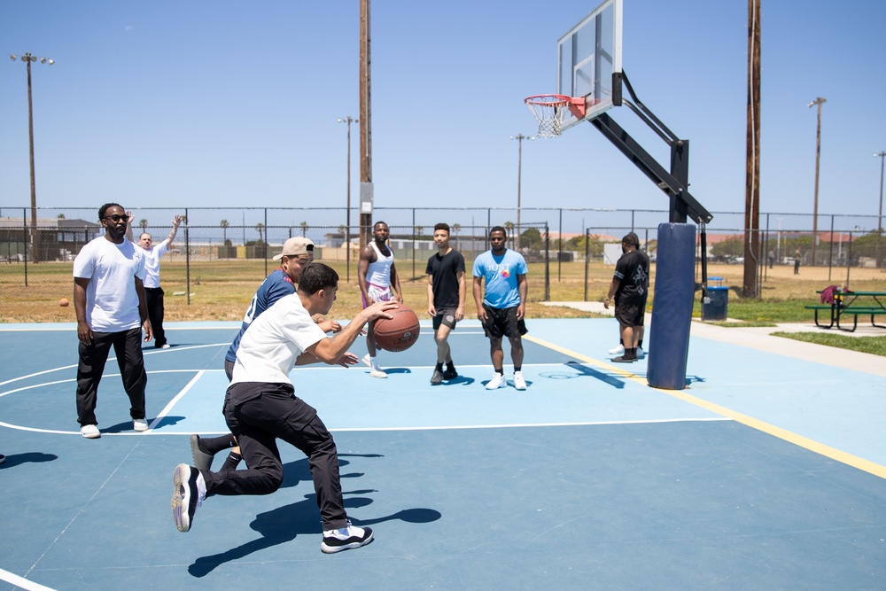 NMCB 4 Hosts Predeployment BBQ