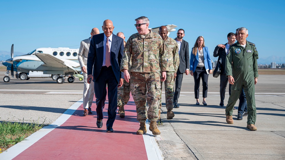U.S. Ambassador Barrack Makes First Visit to Incirlik Air Base