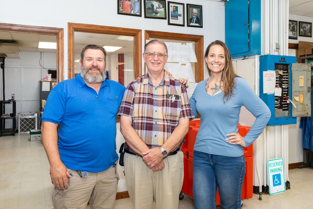 Shipyard spotlight: Larry Pendleton - Code 950 Electronics technician