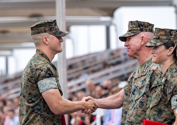 Commandant, Gen. Eric Smith attends OCS graduation ceremony at MCB Quantico