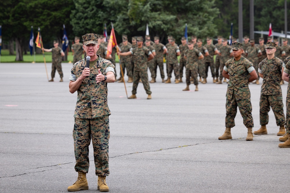 Commandant, Gen. Eric Smith attends OCS graduation ceremony at MCB Quantico