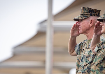 Commandant, Gen. Eric Smith attends OCS graduation ceremony at MCB Quantico