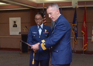 Coast Guard Members Celebrate Service’s Birthday at Cybercom