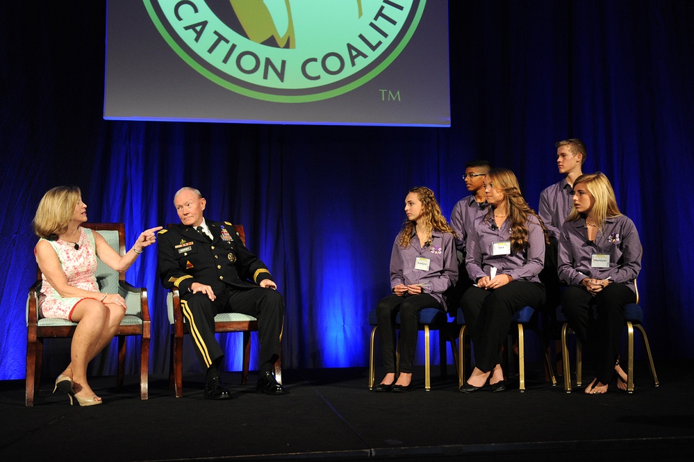Joint Chiefs Chairman Dempsey and Wife Field Questions from Military Students