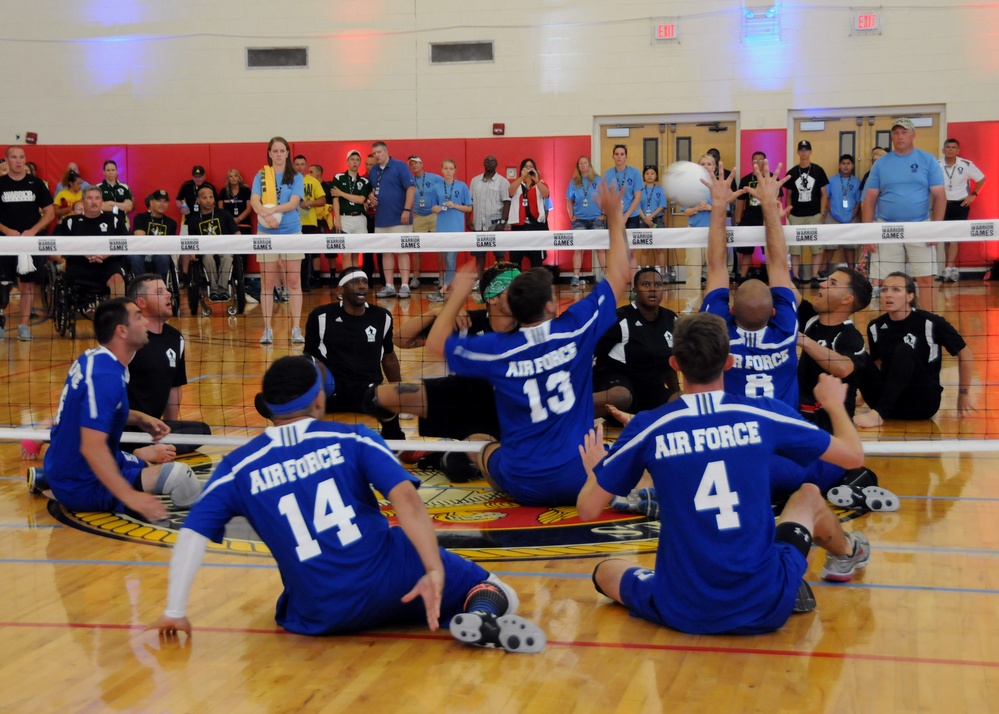 Army Volleyball Team Wins Gold at 2015 Warrior Games