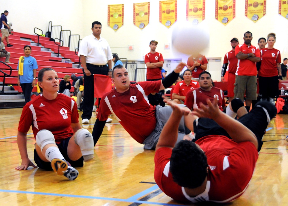 Marine Corps Volleyball Team Earns Bronze at 2015 DoD Warrior Games