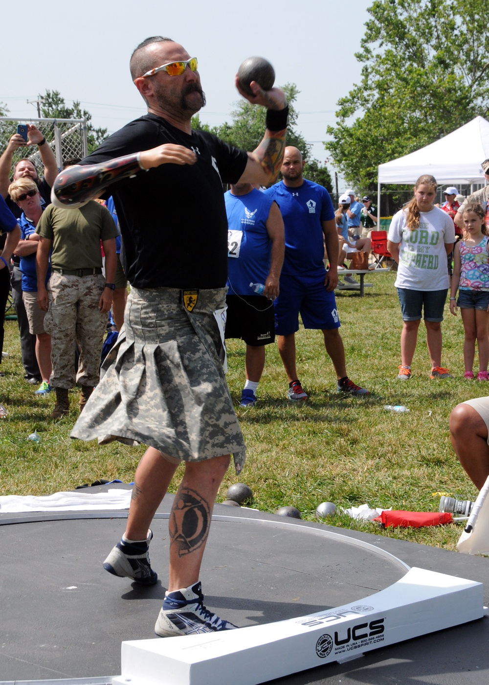 Army Veteran Competes in 2015 DoD Warrior Games Shot Put