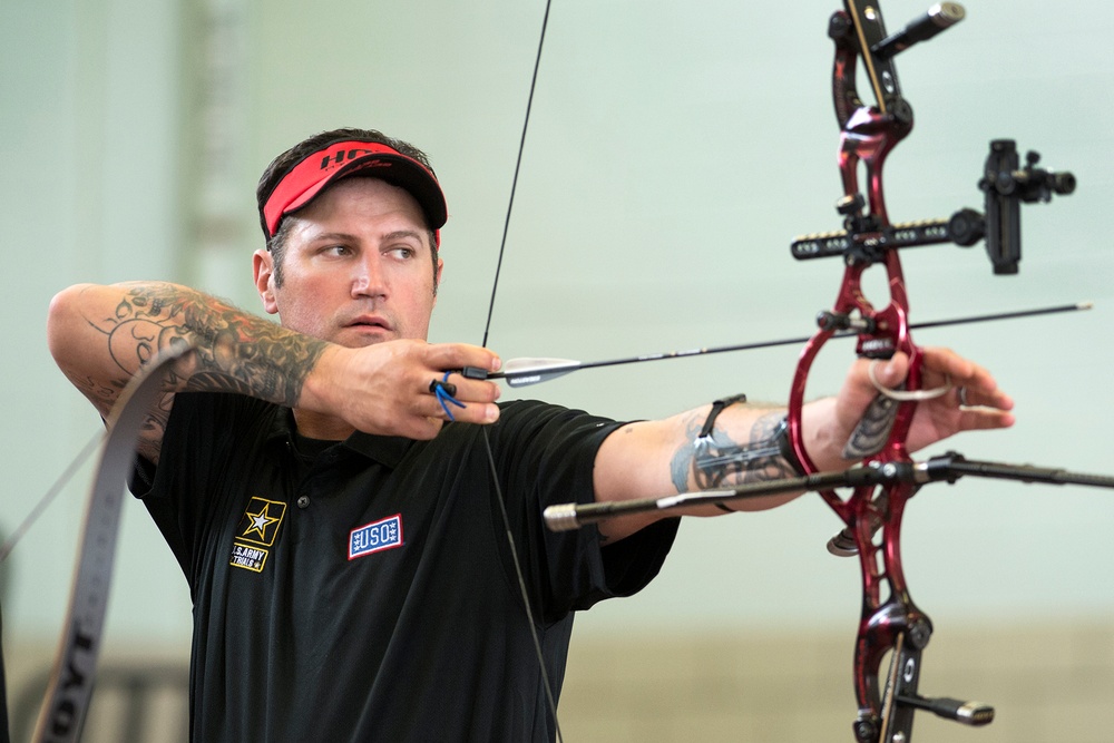 Army Veteran Competes in Archery at Warrior Games Trials