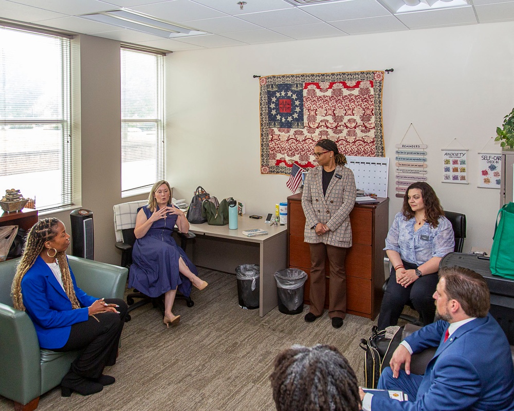 DASD Simmons Visits Fort Belvoir