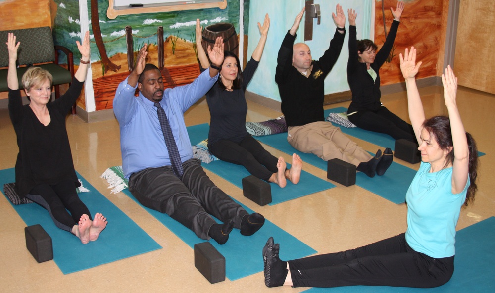 Yoga Offered at Walter Reed's Psychiatric Wards to Aid Healing