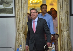 U.S. Defense Secretary Meets with Indian Counterpart in New Delhi