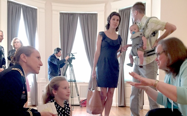 Army Lt. Col. and Daughter Explore Art at Blue Star Museum Event