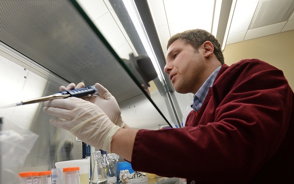 Navy Researchers’ Work Helps Wounded Warriors