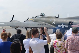 Vintage Warbirds Roar to Life for 70th Anniversary Flyover