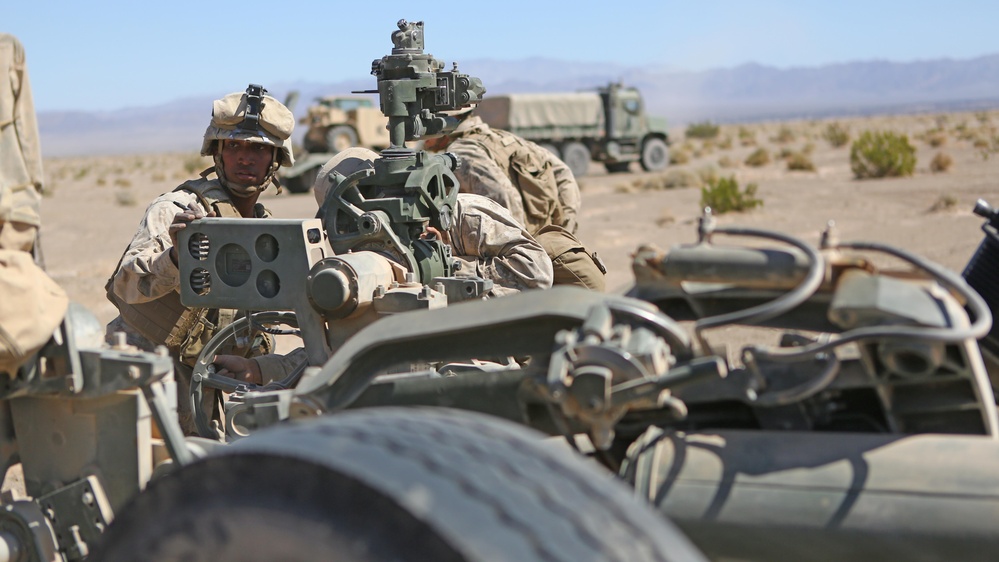 Marine Cpl. Supervises Howitzer Adjustments During Desert Scimitar Exercise