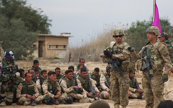 Iraqi Army Soldiers Train with U.S. Instructors at Camp Taji