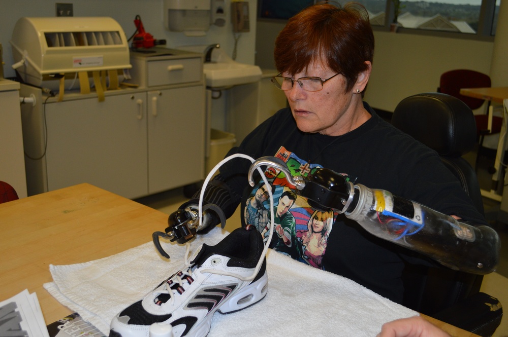 Occupational Therapy Helps Wounded Warrior Regain Independence