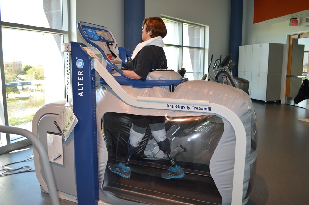 Donna Lowery Uses Anti-Gravity Treadmill for Physical Therapy
