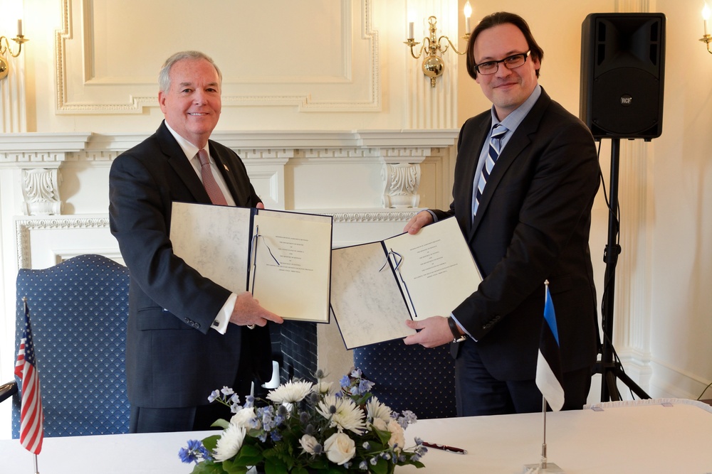 U.S. and Estonia Expand Military Reserve Exchange Program to Boost NATO Interoperability