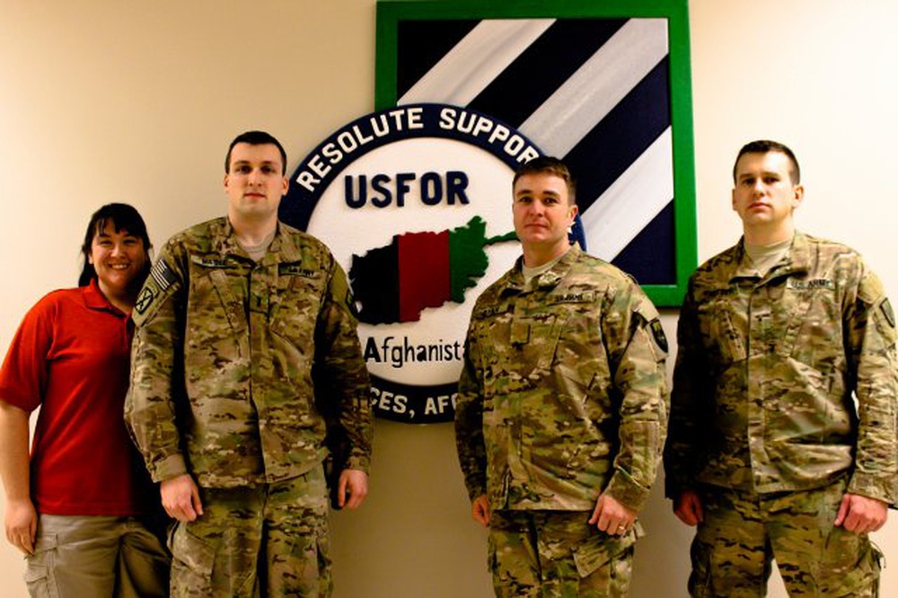 DVIDS - News - Face of Defense: Teamwork Saves Stricken Coworker’s Life