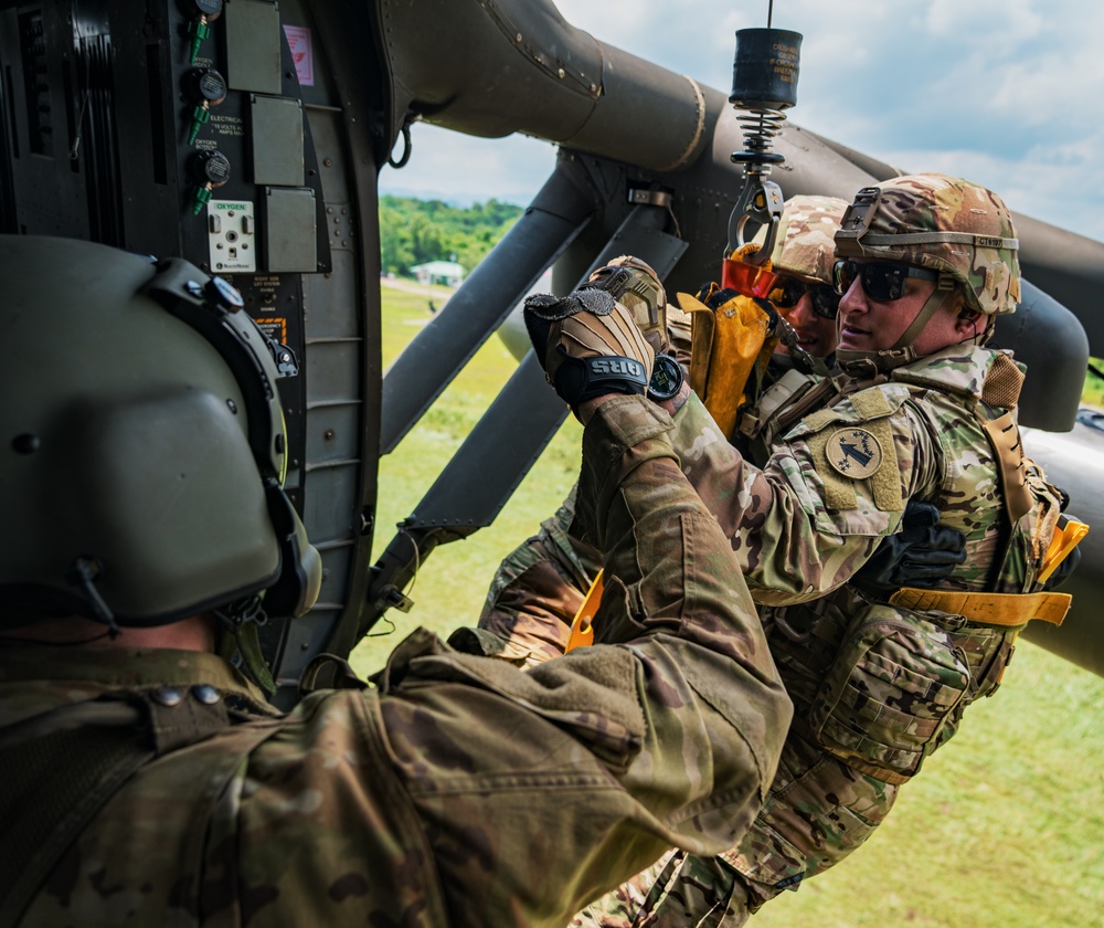 Salaknib 25 | Hoist Training