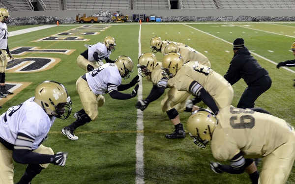 Academy Teams Prepare to Renew Army-Navy Football Rivalry