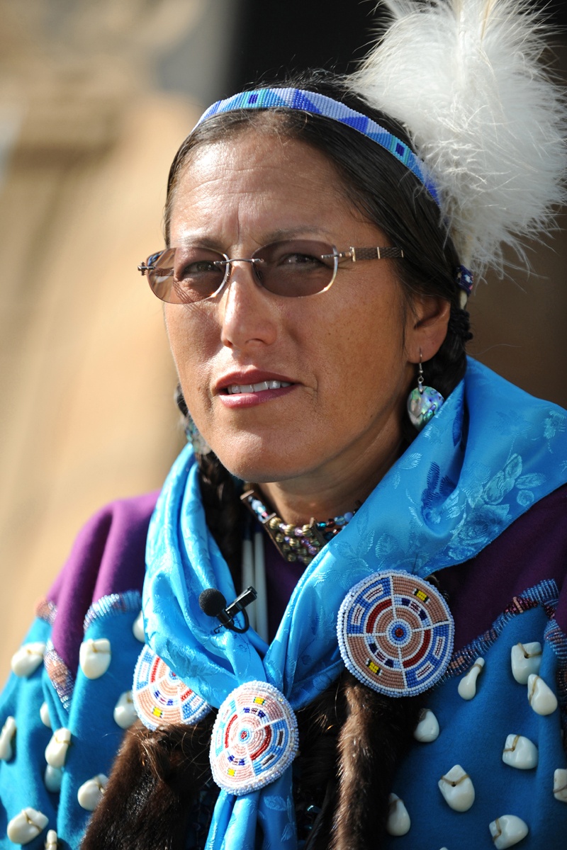 Retired Navy Chief Petty Officer Participates in Veterans Pow Wow