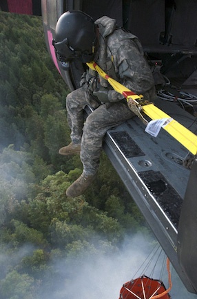 California National Guard Crew Drops 660 Gallons on Northern California Fire