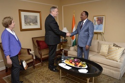 U.S. Defense Official Meets with Niger President After Africa Summit
