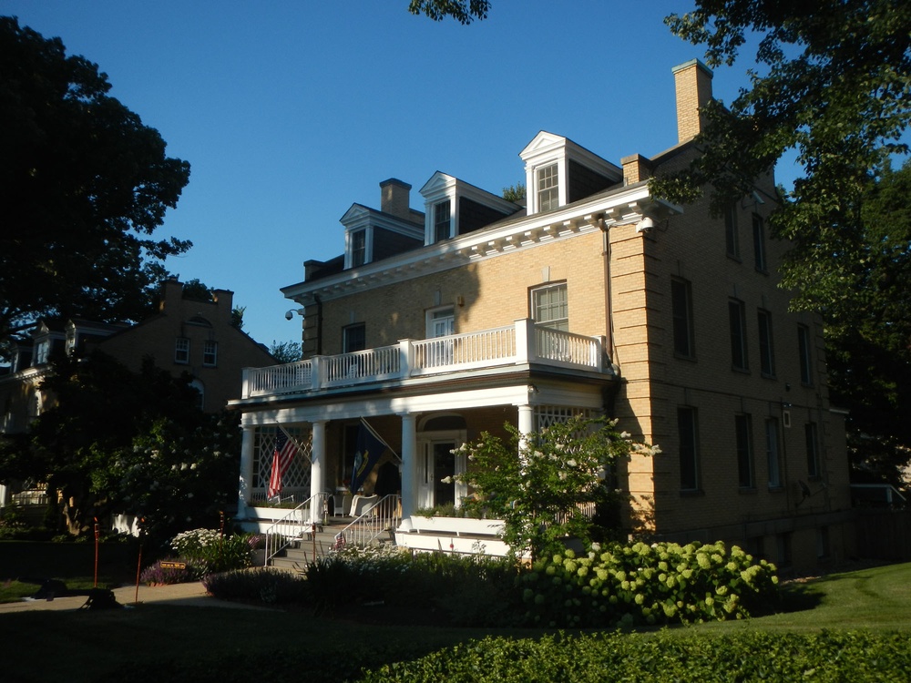 Leahy House Renamed in Ceremony