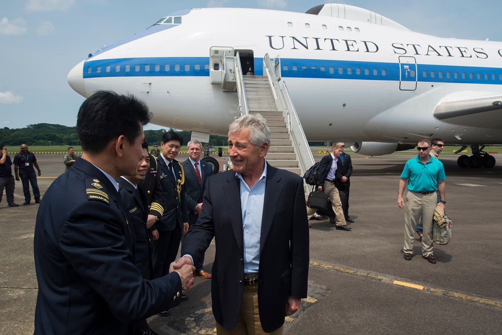 Defense Secretary Hagel Arrives in Singapore for Security Talks