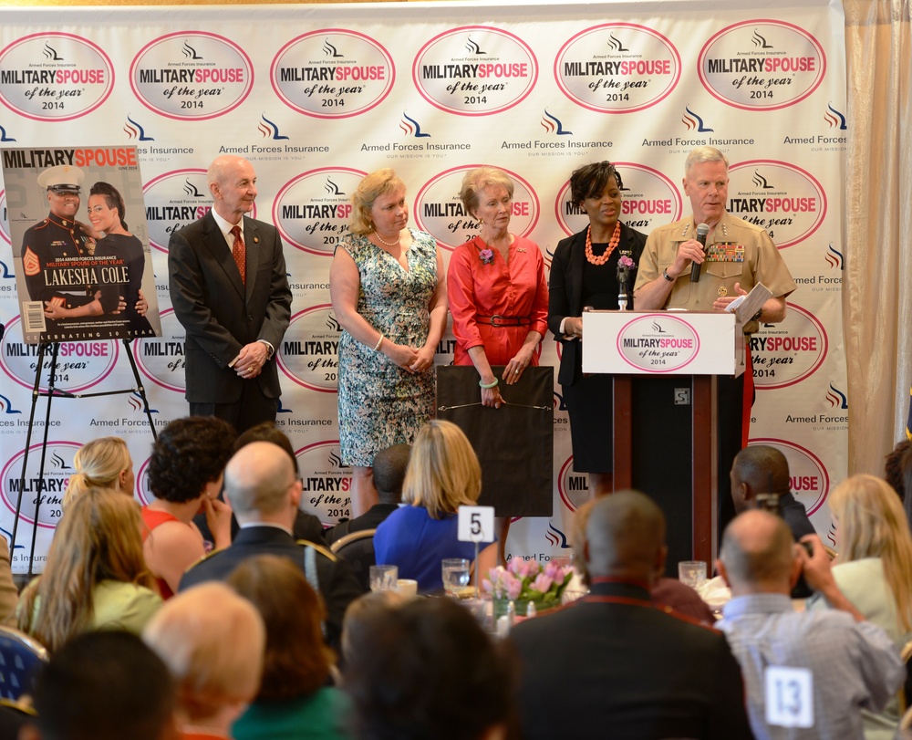 Marine Corps Commandant Honors 2014 Military Spouse of the Year