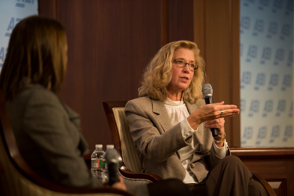 Acting Defense Deputy Outlines Budget Priorities at Think Tank