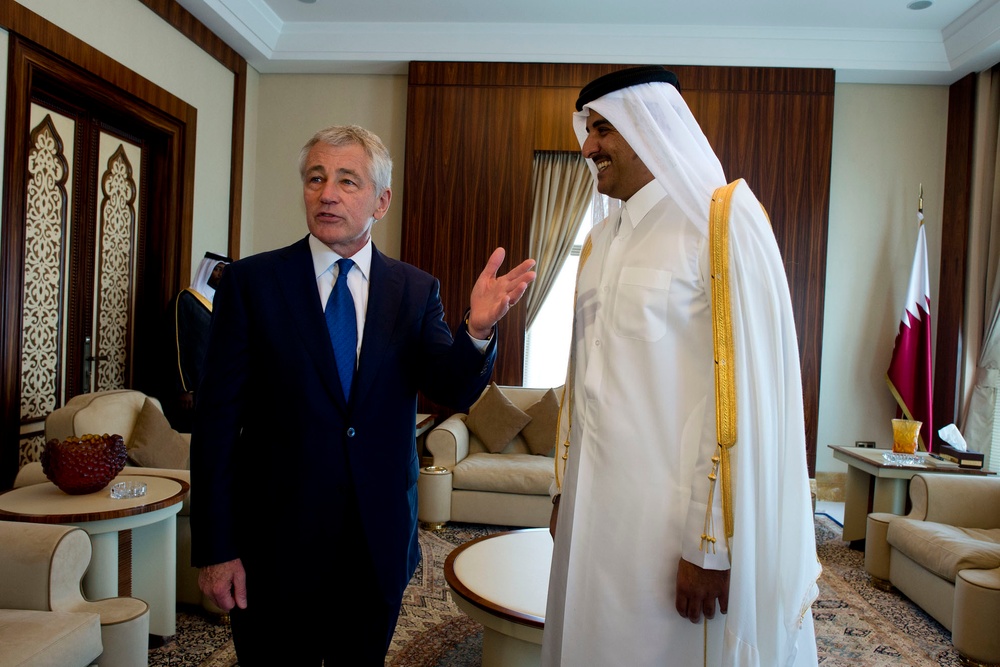 Hagel Meets with Qatari Emir in Doha