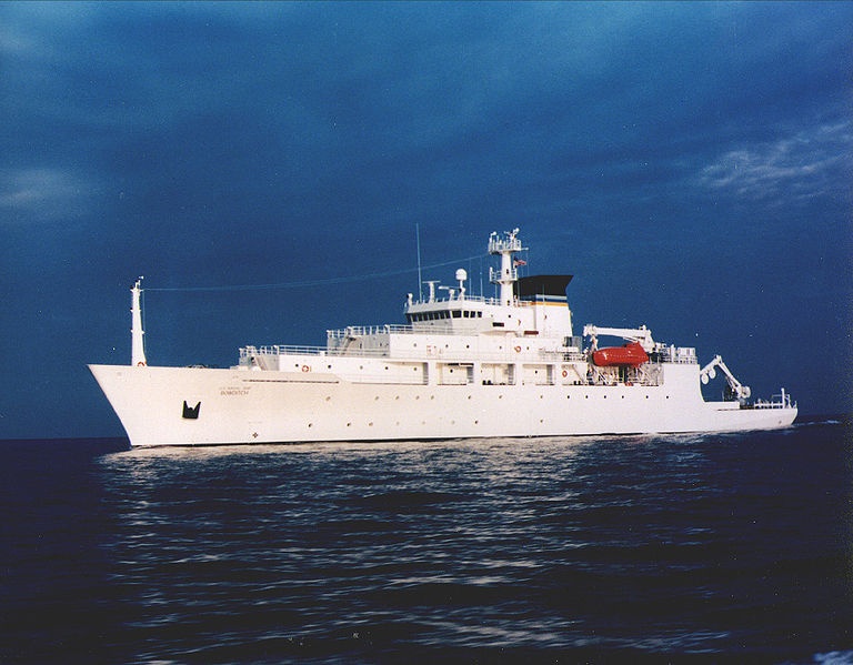 USNS Bowditch Conducts Oceanographic Survey at Sea