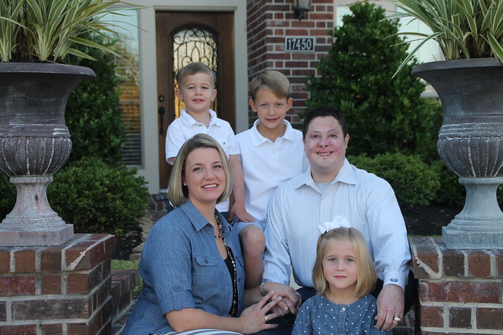 Retired Marine Corps Captain Receives Donated Home from Helping a Hero
