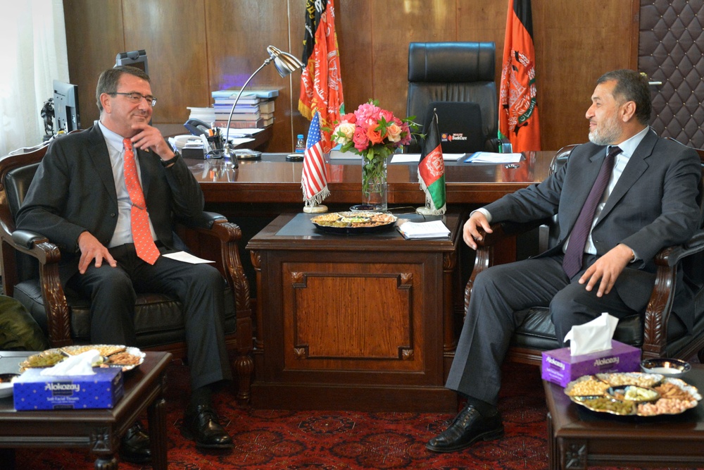 U.S. Deputy Defense Secretary Meets with Afghan Defense Minister in Kabul