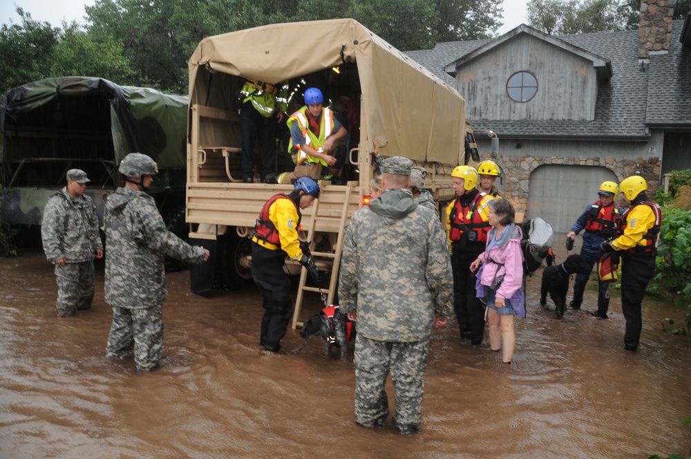 Colorado National Guard Aids Flood Response in Boulder County