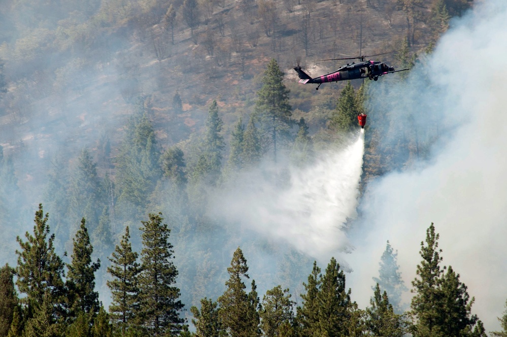California Air National Guard Aircrews Battle Rim Fire Near Yosemite
